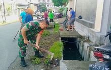 Babinsa Koramil 0201-01/MP Sertu S.M Simangunsong Gotong Royong Kelurahan Pulo Brayan Kota