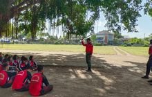 25 Paskibraka Dilatih Anggota Koramil Nusa Penida