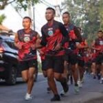 Bina Fisik, Prajurit Sriti Lari Pagi 10 Kilometer