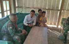 Prajurit Sriti Sempatkan Diri Silaturahmi dengan Warga