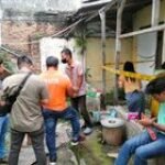 Ditemukan Mayat Tukang Becak Membusuk di Rumahnya, Warga Ibu Derliana Menghubungi Pihak Berwenang