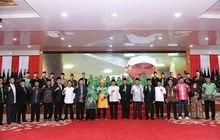 Edy Rahmayadi Sebut Guru Pembentuk SDM Unggul dan Berkualitas