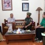 Dandim Letkol Arm Ketut Wira Bagikan Tali Asih dari Pangdam untuk Veteran