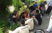 Babinsa Serda Ahmad Hasibuan Gelar Komsos di Tengah Pelaksanaan Kerja Bakti Kelurahan Harjosari I