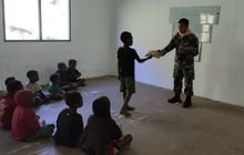 Satgas Mobile Raider 300 Siliwangi Mengukir Kisah Inspiratif Melalui Pos Wuloni di Papua