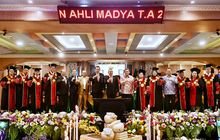 Gubernur Edy Rahmayadi Motivasi Para Wisudawan Institut Kesehatan Medistra