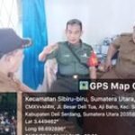 Serda Adesmar Babinsa Koramil 0201 Medan 15/Deli Tua Tingkatkan Kerja Sama Lewat Komsos dengan Sekdes Desa Lantasan Baru