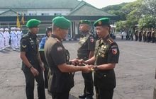 HUT ke-63 Rindam V/Brawijaya Diwarnai Prosesi Sertijab Dansecaba