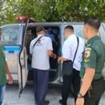 Jaga Ketertiban Wilayah, Babinsa Turi Dampingi Dinsos Tertibkan ODGJ