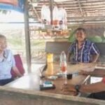 Babinsa Koramil 0201-16/TM Melakukan Komsos dengan Warga Desa Tanjung Morawa B