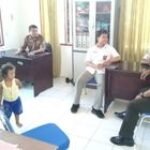 Babinsa Kelurahan Pekan Serda M. Suyono Mempererat Hubungan dengan Perangkat Kelurahan dan Masyarakat Melalui Komsos