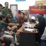 Babinsa Kelurahan Silalas Koramil 0201-01/MP Lakukan Monitoring Pendataan Warga Baru dan Pindah Domisili