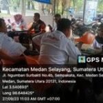 Babinsa Koramil 0201-07/MT Sosialisasikan Komunikasi Sosial di Warung Kopi 5 Sen