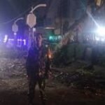 Babinsa Serma Danial Monitoring Evakuasi Pohon Tumbang Di Jl. Imam Bonjol