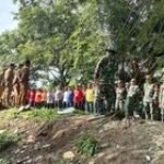Danramil Kapten Inf Rahimin & Babinsa Gotong Royong Massal Normalisasi Sungai Deli