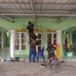 Babinsa Koramil 0201-01/MP Sertu Hadi Lakukan Komunikasi Sosial dengan Warga Puskesmas Kelurahan Sei Agul
