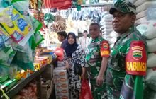 Antisipasi Peredaran Beras Palsu, Jajaran Babinsa Koramil 0201-05/MB Cek Kepedagang Beras