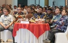 Tertinggi di Sumut Tertibkan PSU, Bobby Nasution Terima Penghargaan Dari KPK