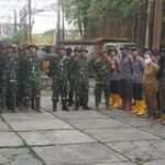 Babinsa Sertu Oman Abdurrahman Ikut Gotong Royong Peduli Sungai Deli Bersama Pemko Medan dan TNI AD