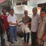 Ketua Pewarta Melayat dan Bantu Warga Jalan Jalak XI yang Meninggal Dunia