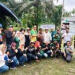 Danramil Medan Tuntungan Ajak Warga Tanam Pohon di Bantaran Sungai Belawan untuk Mendukung Penghijauan