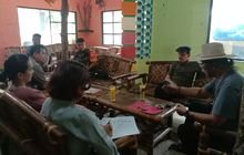 Hindari Konflik, Bainsa Serka Ngadiyo Bantu Mediasi Permasalahan Warga