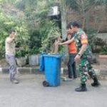 Melalui Gotong Royong, Sertu Naris Eko Bantu Wujudkan Lingkungan Bersih Indah Dan Nyaman