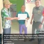 Babinsa Koramil 0201-14/PB Bantu Salurkan BLT DD Tahap IV di Desa Namo Simpur