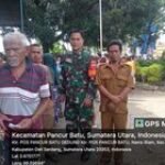 Babinsa Koramil 0201-14/PB Dampingi Bansos Beras Kepada Warga Desa Pertampilan