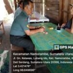 Babinsa Serka Dermawan Komsos Warga Desa Lubang Ido