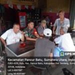 Babinsa Koramil 0201-14/PB Serda Darmono Jalin Silaturahmi Bersama Warga