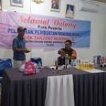 Babinsa Koramil 0201- 16/TM Support Warga dalam Pelatihan Peracikan Minyak Wangi
