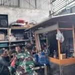 Babinsa Kelurahan Mabar Sertu Nanang Laksanakan Komsos Berikan Motivasi Pengusaha Las