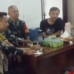 Babinsa Serma Erita Komsos Warga Bahaya Narkoba Desa Klumpang Kebun