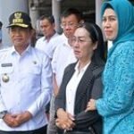Pj Gubernur Sambut Kedatangan Jenazah Walikota Gunungsitoli di Bandara