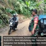 Babinsa Koramil 0201-14/PB Kopka Iswandi Komsos Pemantauan Longsor Desa Binaan