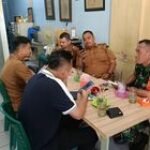 Babinsa Koramil 0201-06/MS Jalin Silaturahmi Bersama Perangkat Kelurahan Sei Sikambing