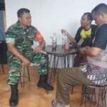Babinsa Kelurahan Anggrung Serda Adri Sumantri Sambangi Warga Binaan Jalan Monginsidi Baru