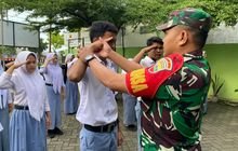 Babinsa Koramil 0201-10/MM Pelda Zulkarnaen Berikan Bimbinan Siswi PKL