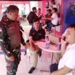 Babinsa Koramil 0201-01/MP Laksanakan Komsos Dengan Marketing Honda