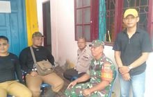 Babinsa Koramil 0201-09/MB Serka Suseno & Bhabinkamtinmas Lakukan Komsos Bersama Kepala Lingkungan