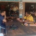 Jalin Kedekatan Warga, Babinsa Koramil 0201-14/PB Komsos Wilayah Binaan