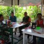 Babinsa Sertu Ach Taufik Dekatkan Diri Dengan Warga Dan Permudah Tugas Lapangan
