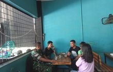 Babinsa Koramil 0201-01/MP Komsos Keamanan di Kelurahan Sei Putih Timur II, Kecamatan Medan Petisah