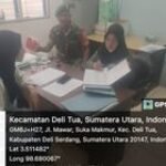 Babinsa Koramil 0201-15/DT Peltu Dedi Saputra Komsos Staf Desa Kedai Durian
