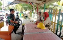 Babinsa Kodim 0201-01/MP Serda Wayudi Komsos Dengan Warga Binaannya