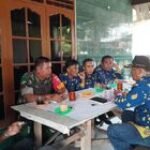 Kerjasama Yang Baik, Kadus & Babinsa Koramil 0201-13/PST Serta Warga Pemilu 2024 Berjalan Lancar