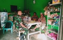 Babinsa Koramil 0201-14/PB Komsos Saat Libur Panjang
