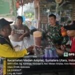 Babinsa Koramil 0201-08/MA Serda Mariunus Zalukhu Terus Berbaur Dengan Warga Di Wilayah Binaan