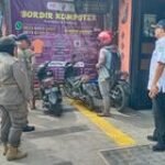 Babinsa Koramil 0201-05/MB Dampingi Penertiban PK-5 Di Jl. Brigjen Katamso Seimati